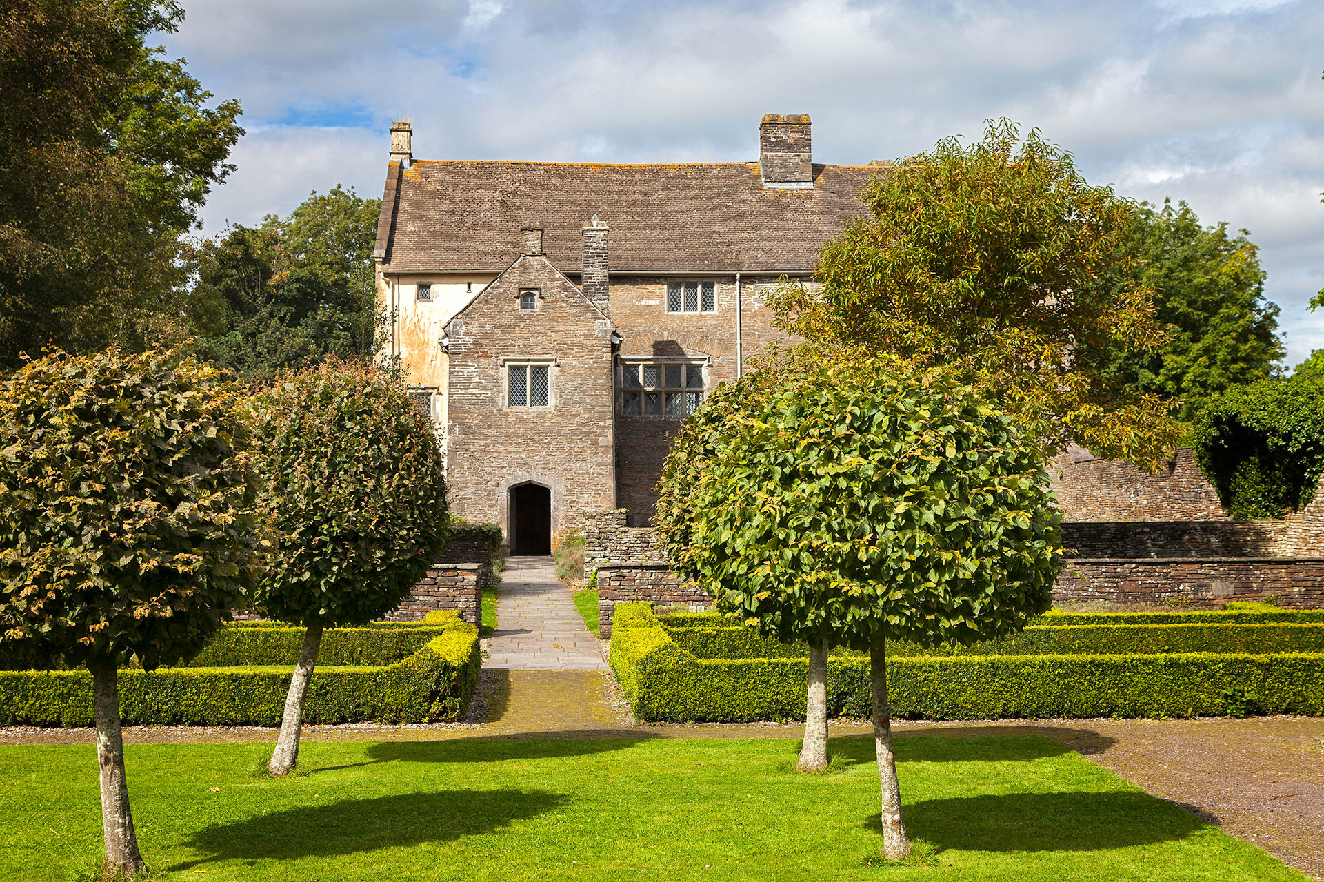 Llancacaich Fawr Manor and gardens view daytime