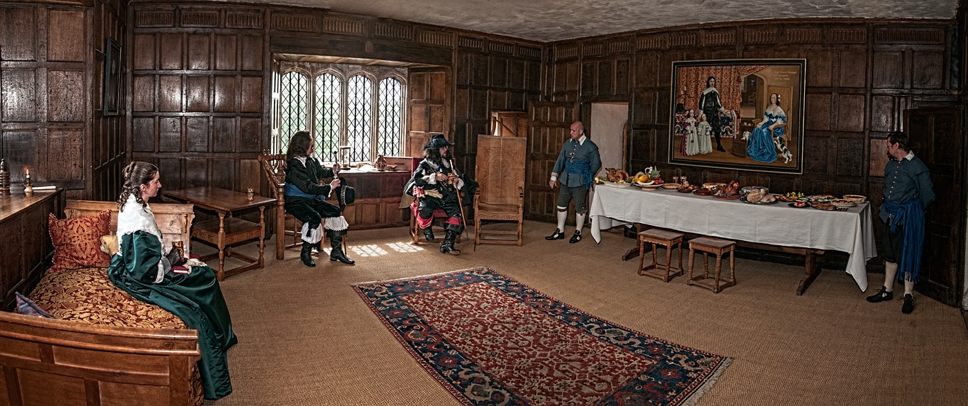 Historic Interpreters in the parlour